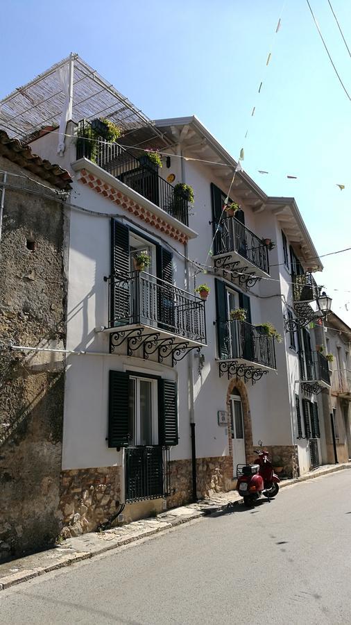 La Via Del Carretto B&B Capri Leone Exterior photo